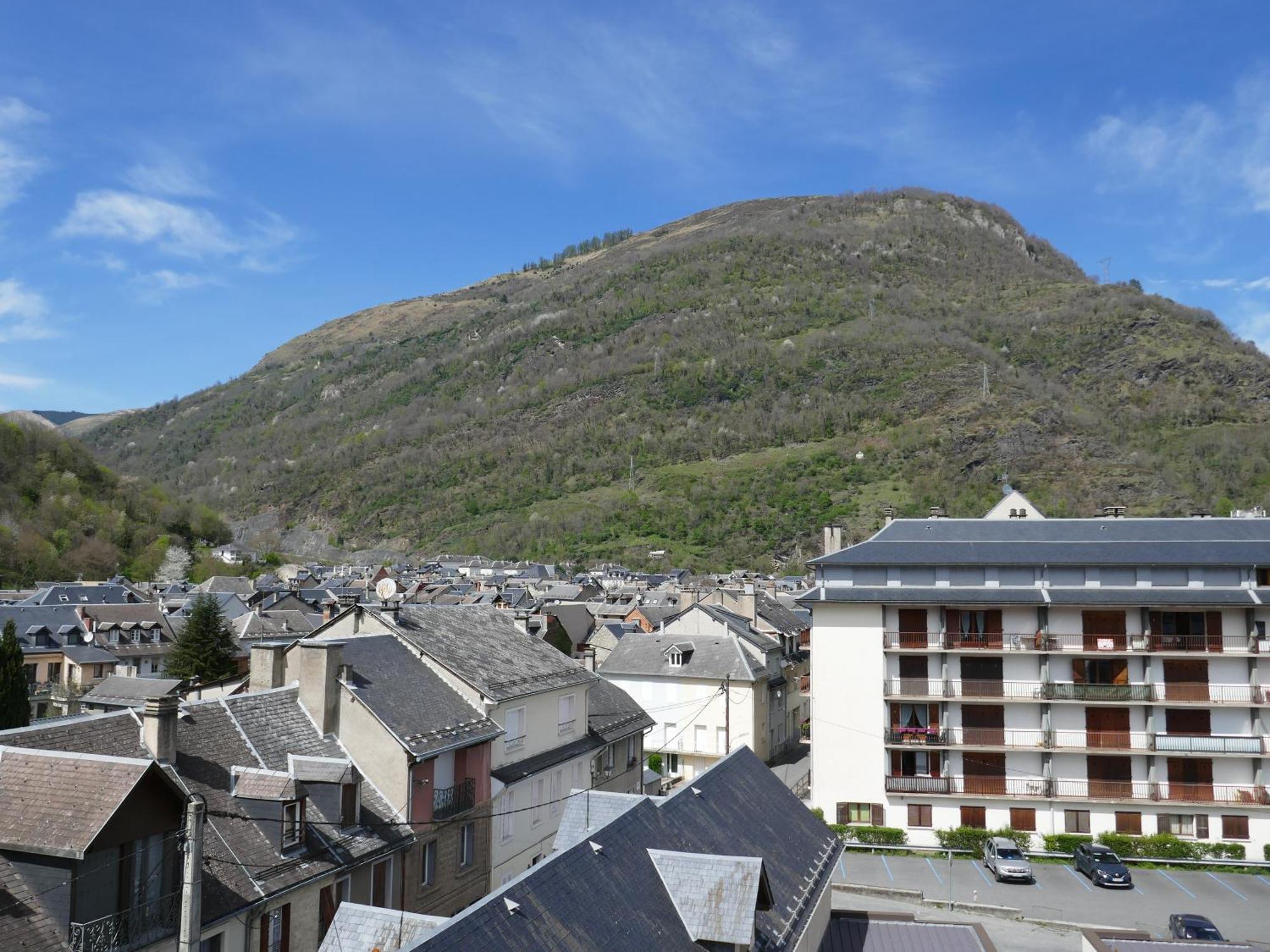 Appartement Hypercentre 6 Pers Bagneres-de-Luchon Bagian luar foto
